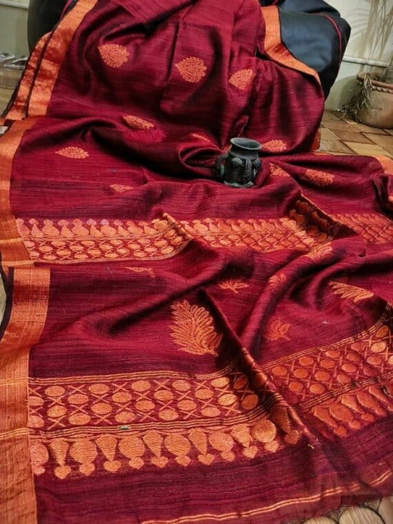 Impressive Wine Purple Resham By Matka Banarasi Weave Pure Silk Saree With Copper Color Zari